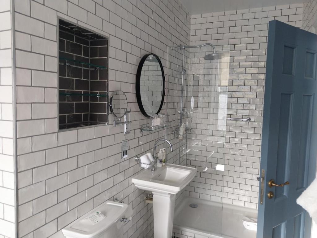 Hotel Indigo - Bath by IHG - Resim 17