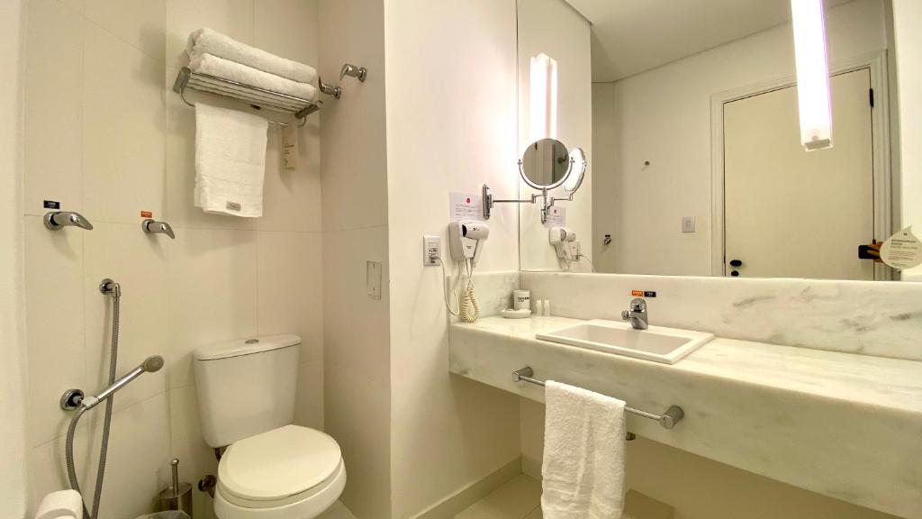  Anora Spaces - Center Norte