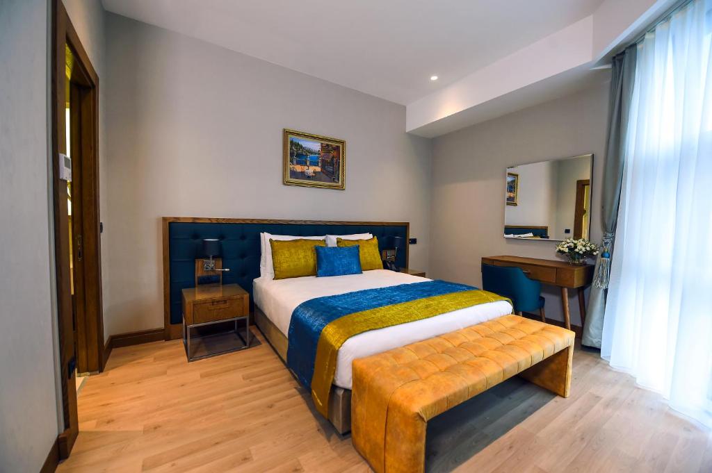 Cher Hotel & Spa Istanbul Taksim, آژانس هواپیمایی آسمان سپید
