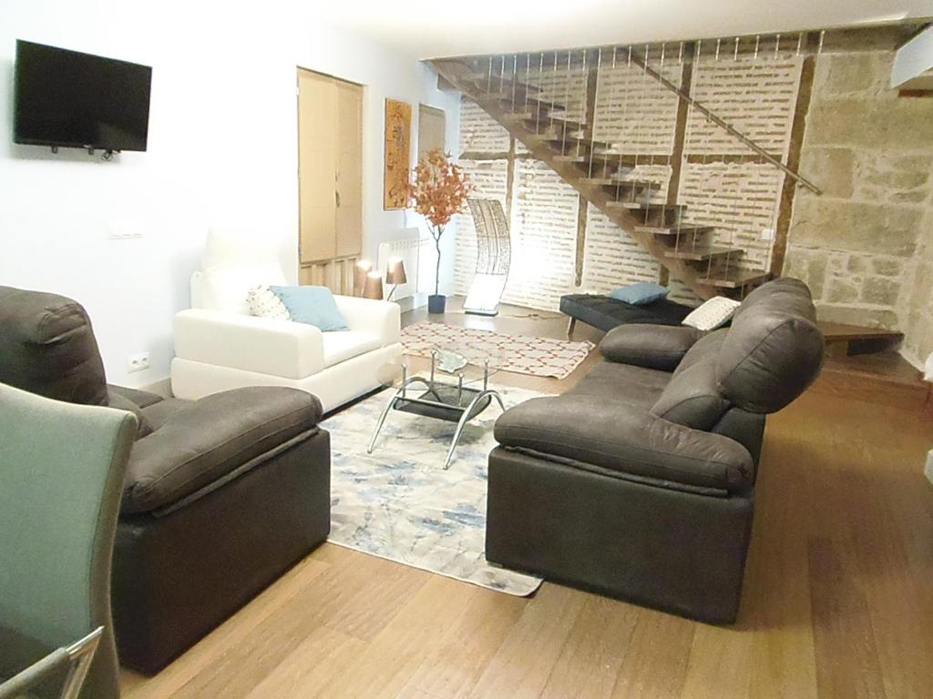 Principal Plaza - Three-Bedroom Apartment
