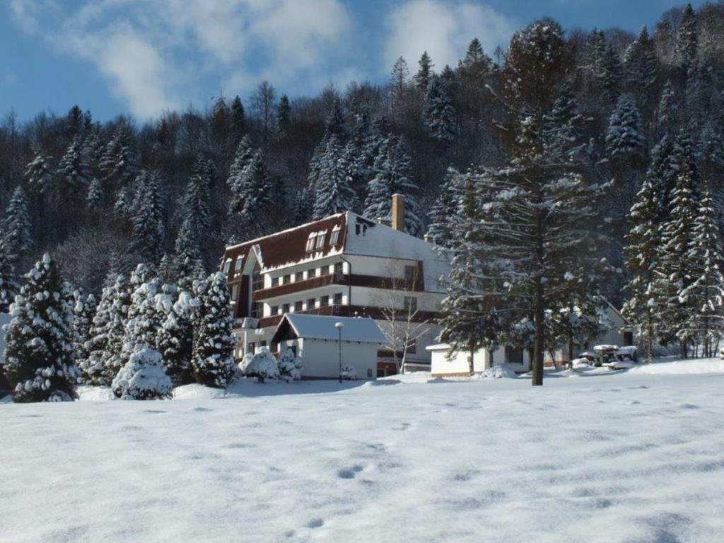 Ośrodek Perełka Bieszczady v zimě
