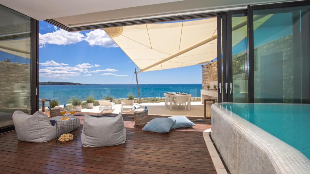 Zdjęcie z galerii obiektu Luxury Sperone Residence w mieście Novigrad