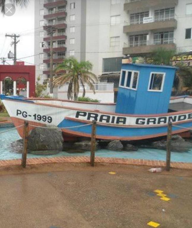  Apto próx praia Boqueirão