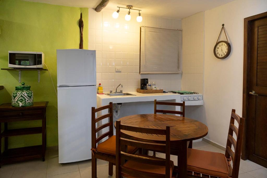 Hotel Amar Inn - Bungalow Estándar