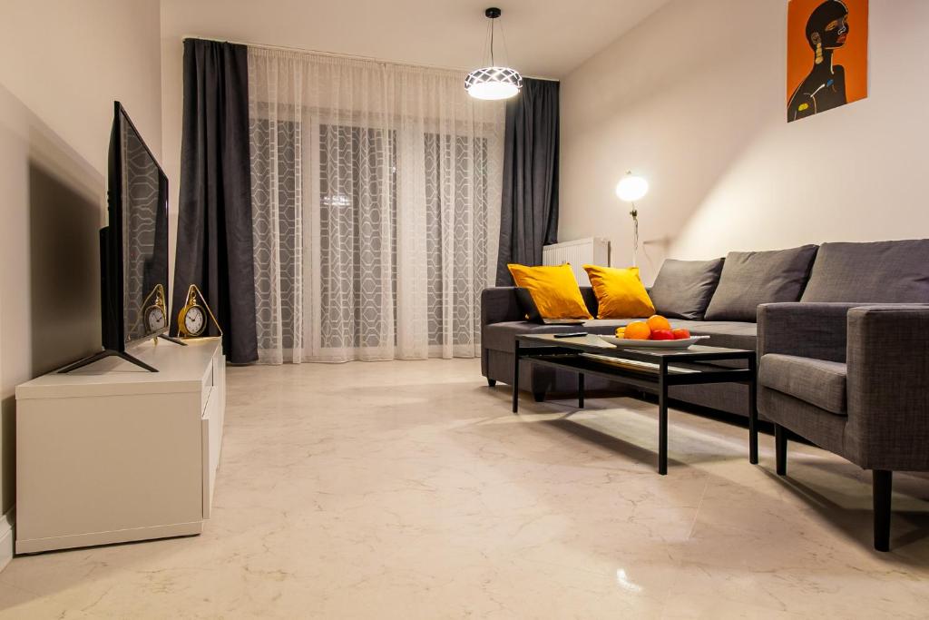 athome apartments - Chmielna 104 - One-Bedroom Apartment