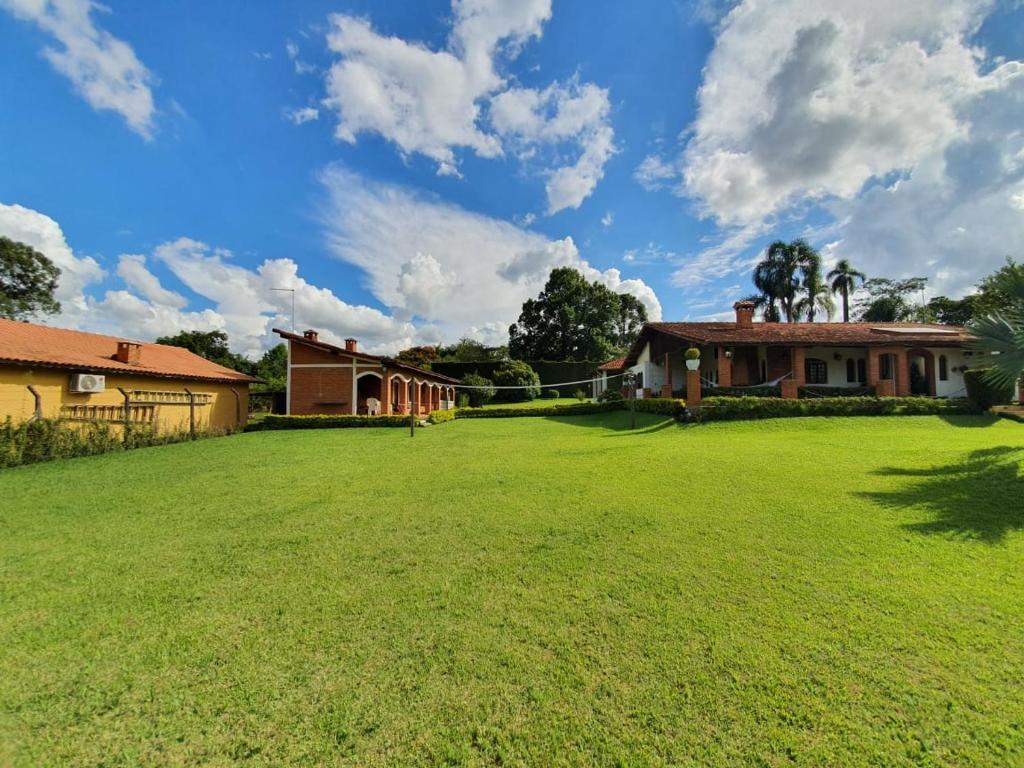  Casa de Campo / Sitio / Chacara Condominio Fechado