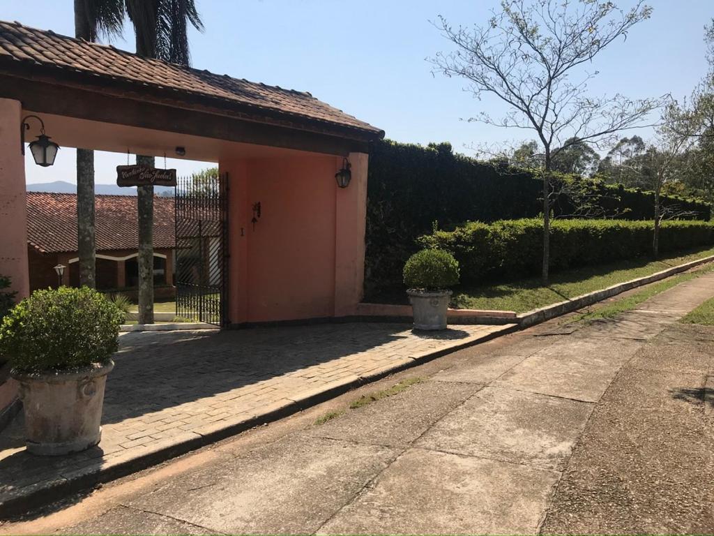  Casa de Campo / Sitio / Chacara Condominio Fechado
