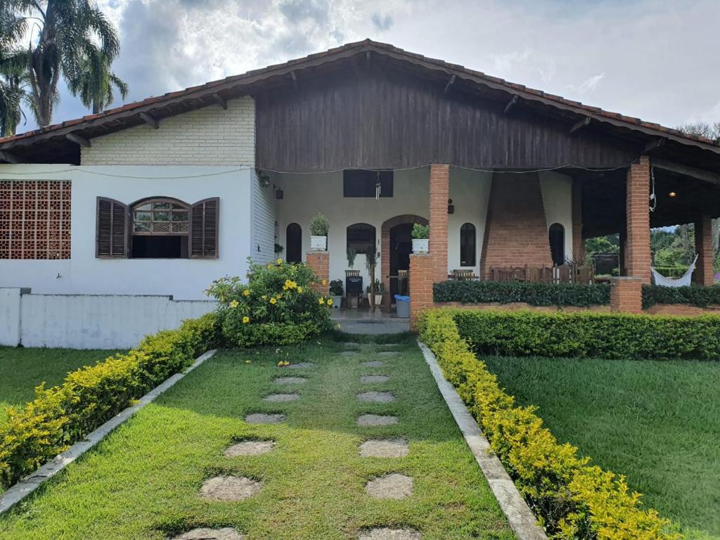  Casa de Campo / Sitio / Chacara Condominio Fechado