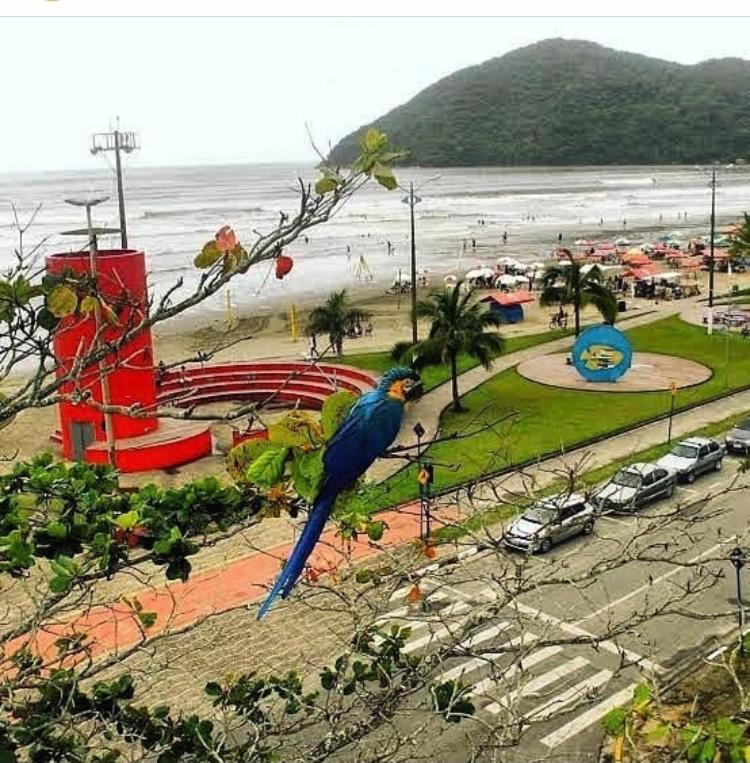  Suites próximo ao rio Jaguareguava em Bertioga