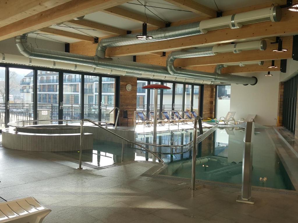 Bazén v ubytovaní Apartament Bel Mare D 411 alebo v jeho blízkosti