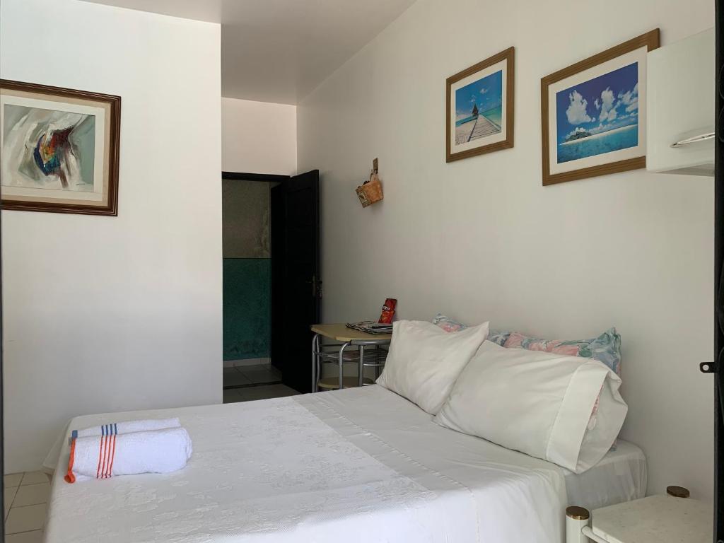 Postel nebo postele na pokoji v ubytování Amanda Suites MAO