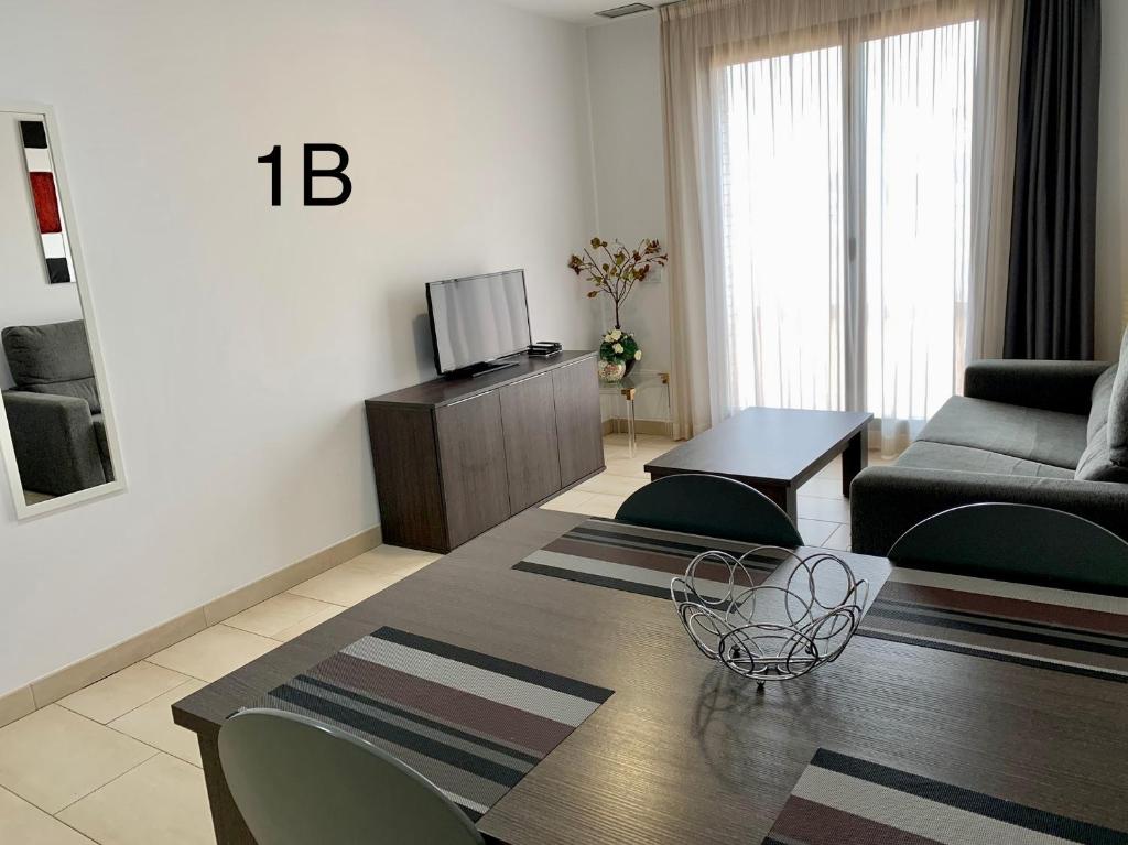 Edifici Violetta, Empuriabrava – Updated 2023 Prices