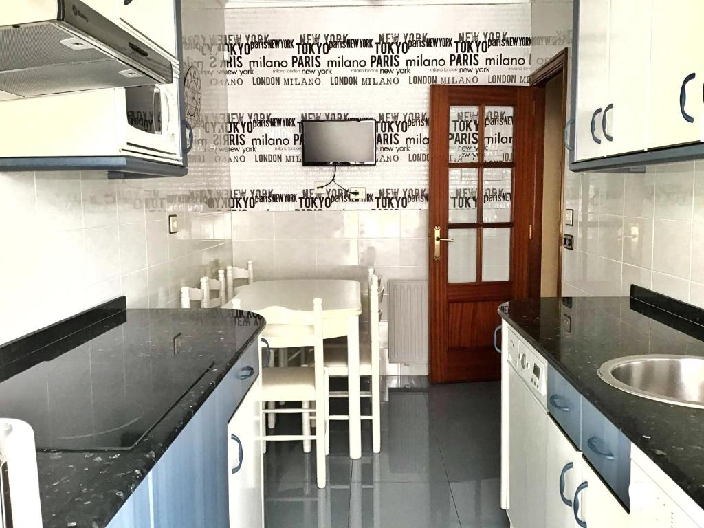 Apartamento Tellería con parking gratis, Barakaldo – Precios ...