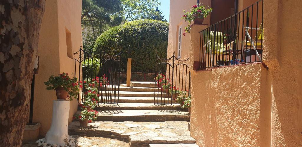 Casa con jardín a 40 metros de la playa. VR., Palamós ...