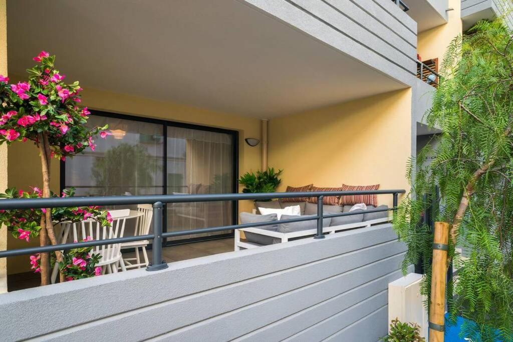 Balkón nebo terasa v ubytování Studio NEUF - PORTES DE MONACO - Confort - Wifi - Clim