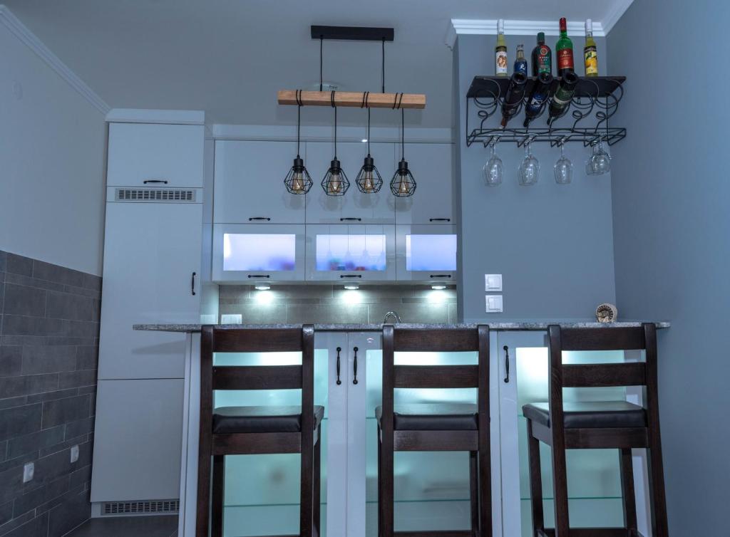 Lounge nebo bar v ubytování Athena Apartman