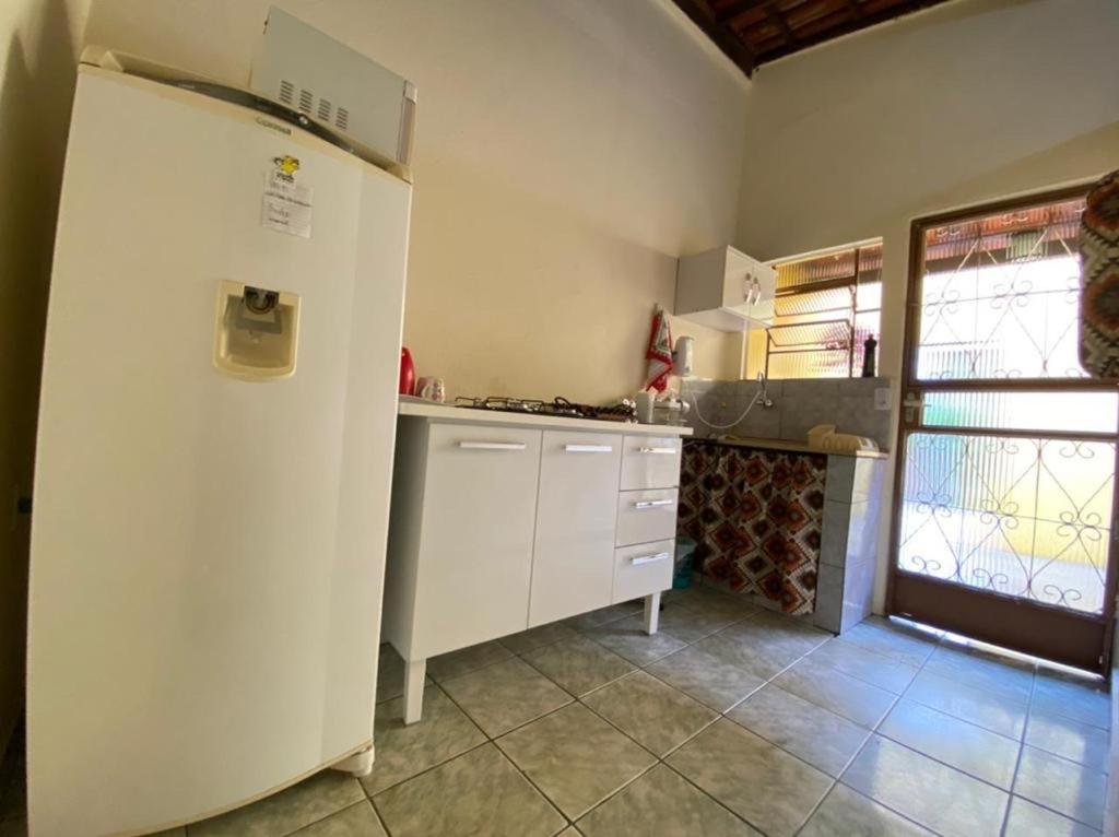  Casinha amarela em Betim