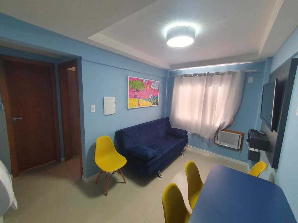  Ap 01 Dormitório - Balneário Camboriú - 04 pessoas - Ar-condicionado - Garagem privativa no prédio - A uma quadra da Roda Gigante BIG WHEEL Pé na areia - Wi-Fi free 100 Mega - Telecines - HBO - Top 10