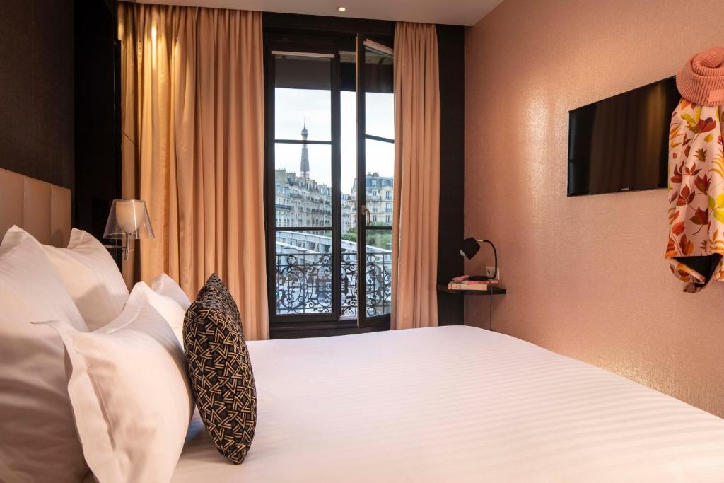 First Hotel Paris Tour Eiffel - Resim 5