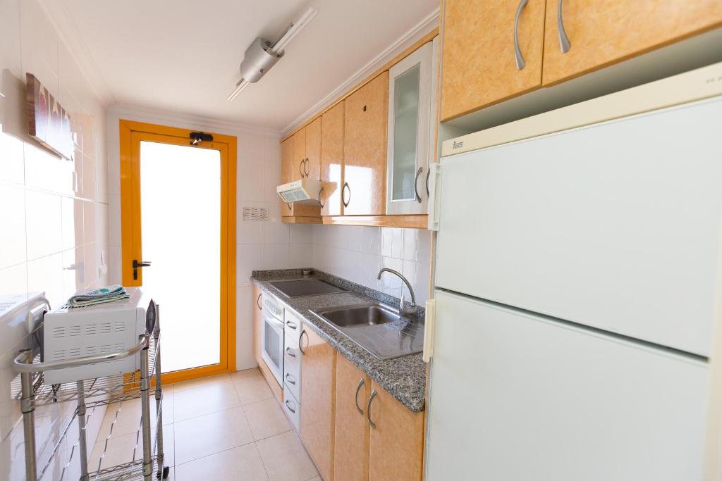Kuchyň nebo kuchyňský kout v ubytování Ambar Beach Morpar Calp