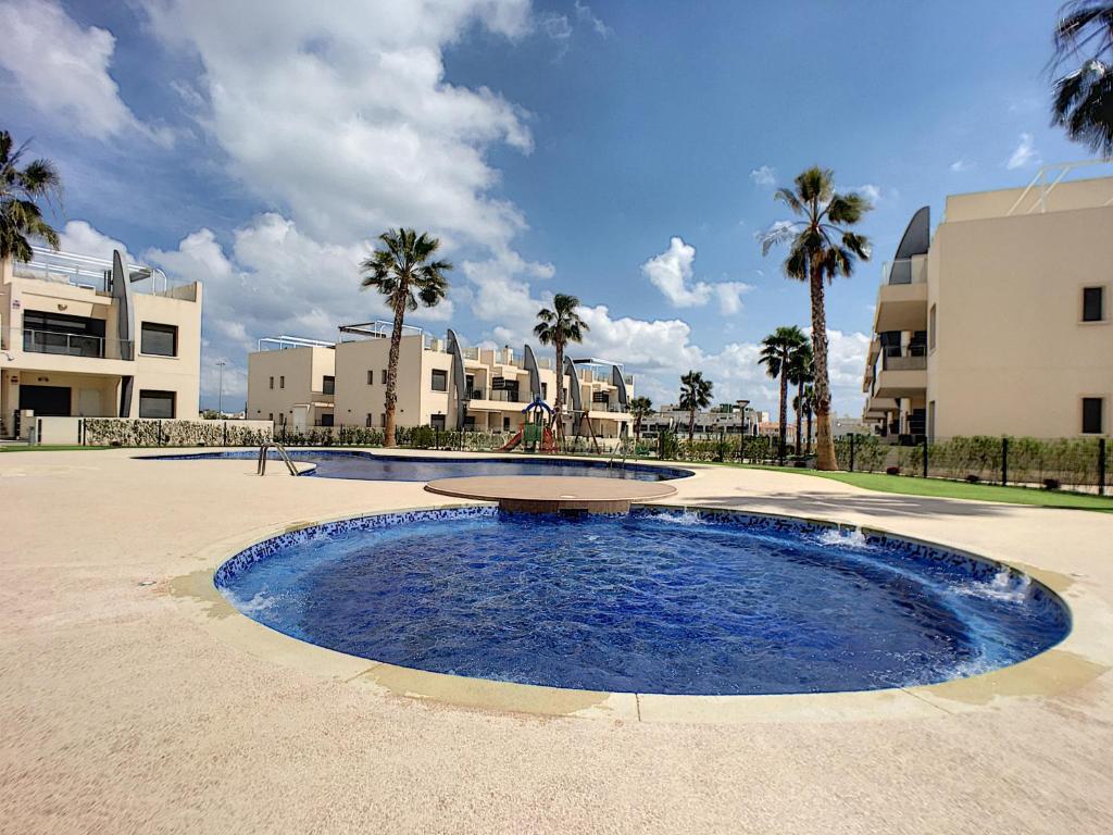 Playa Elisa Bay - Sol y Mar, Pilar de la Horadada – Updated ...