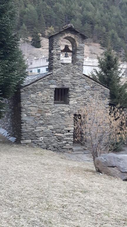 Fotografie z fotogalerie ubytování Modern studio in Arinsal of 40 m² with mountain view v destinaci Arinsal