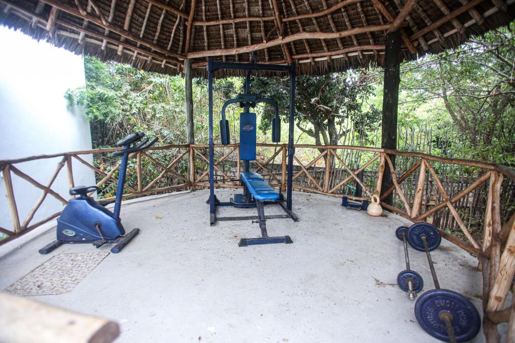 Fitness centrum a/nebo fitness zařízení v ubytování Watamu Beach Cottages B&B