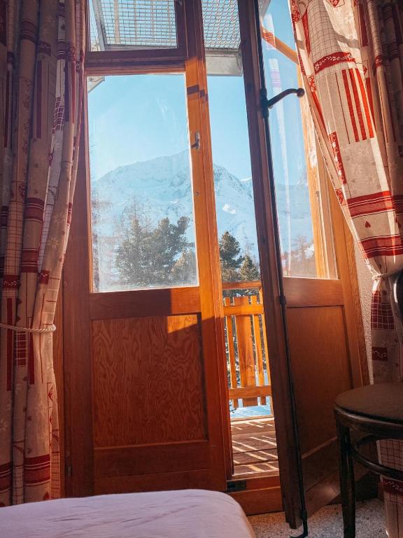 Postel nebo postele na pokoji v ubytování Grand Hôtel & Kurhaus