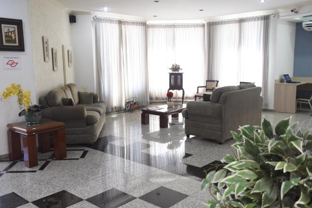  Hotel Iporã