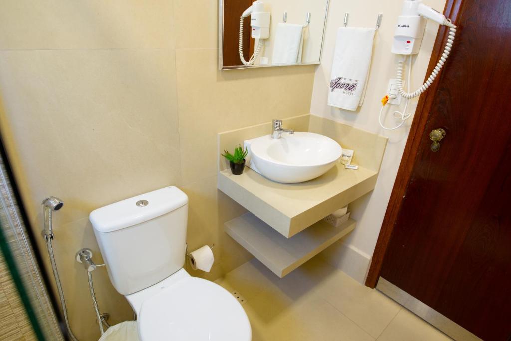  Hotel Iporã