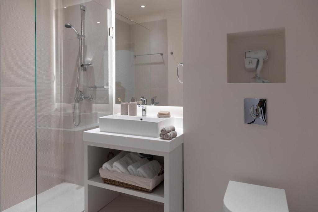 Koupelna v ubytování Gallery Suites & Residences Piraeus