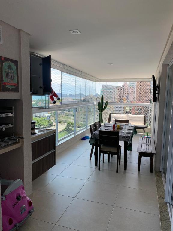  Apartamento alto padrão com lazer completo