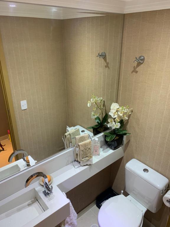  Apartamento alto padrão com lazer completo