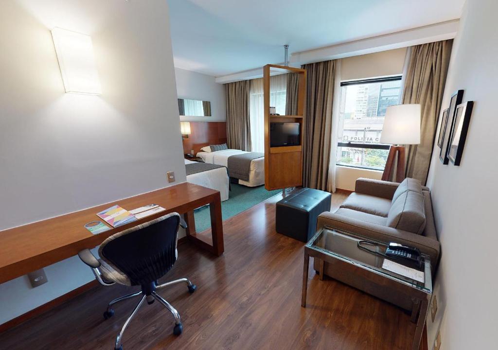Estanplaza Berrini - Suite Estándar