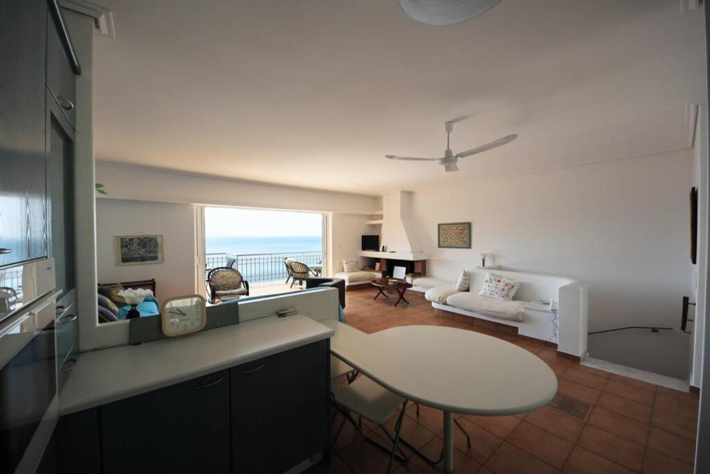 Kép EVILION SEA SIDE MAISONETTE szállásáról Ambelón városában a galériában