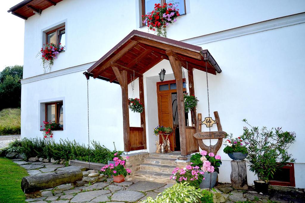Zahrada ubytování Apartmány Tones