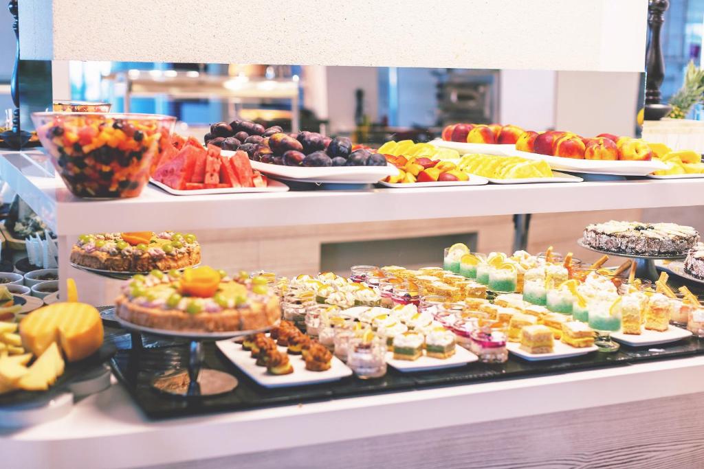 Carine Hotel Park - 4