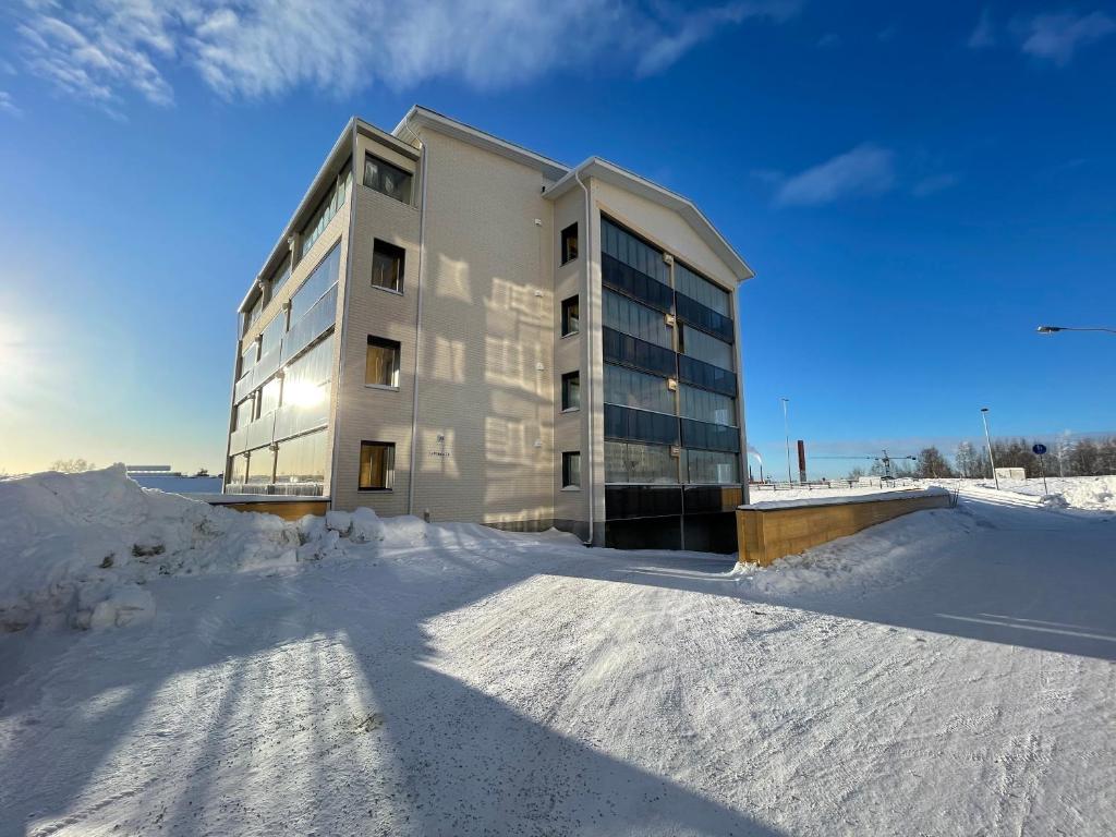 Arctic Penthouse Studio with FREE parking and high-speed Wi-Fi a l'hivern