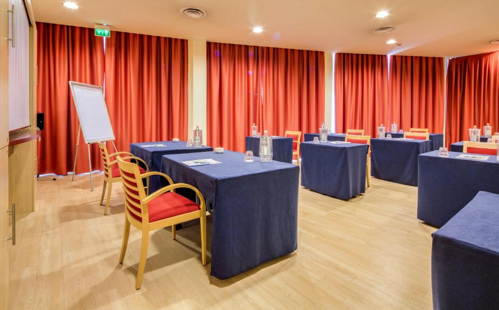 Konferenční prostory v ubytování Holiday Inn Express Parma by IHG