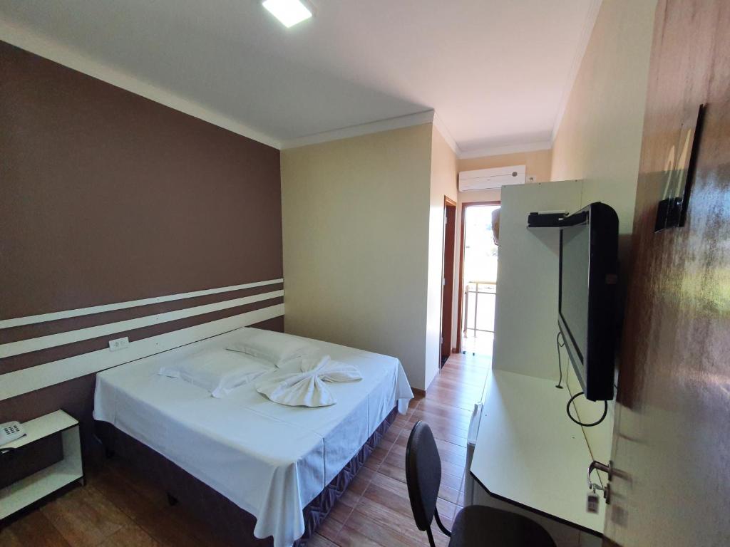  HOTEL SAO FRANCISCO TRES BARRAS DO PARANA PR
