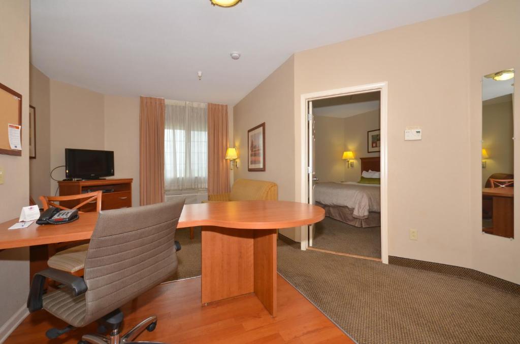 Candlewood Suites Clarksville by IHG - One-Bedroom King Suite