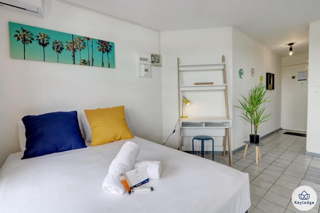 T1 - Grenadille - 38 m2 - La possession - 20 mn des plages - Studio