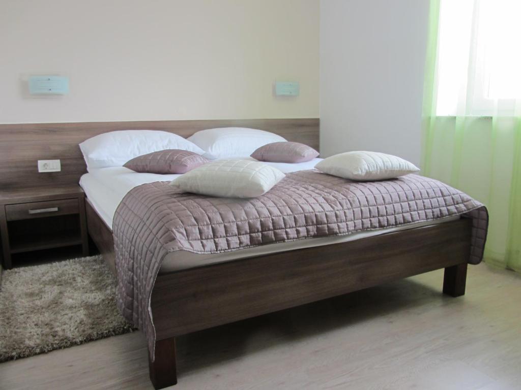 Ліжко або ліжка в номері Villa Tollazzi