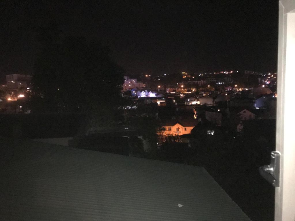 Nespecifikovaný výhled na destinaci Dalat nebo výhled na město při pohledu z hotelu