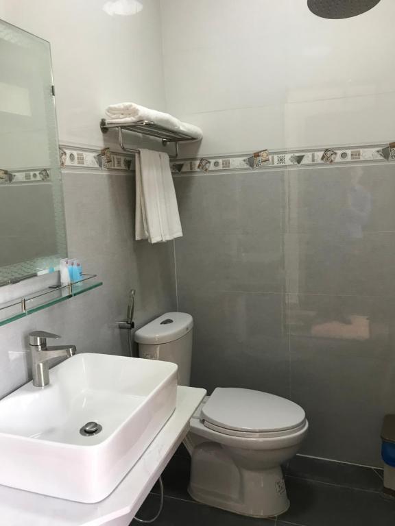 Koupelna v ubytování Ngoc Tran Hotel