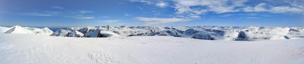 Hlíðarvegur 20 - Gagginn v zimě