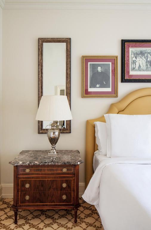 Four Seasons Hotel Firenze - Resim 38