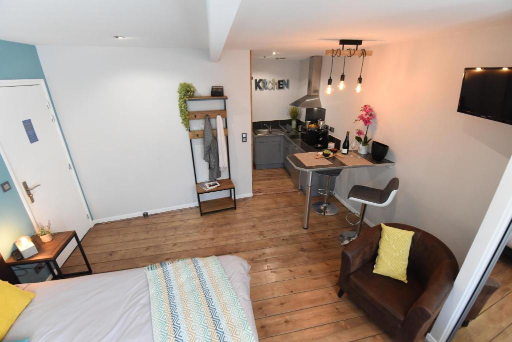 Studio 86 - Climatisation & proche centre-ville- 2 personnes - BnB Epernay - Wohnung