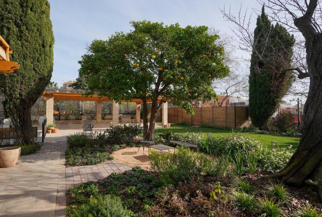 Hotel Boutique Mirlo Barcelona - Resim 13