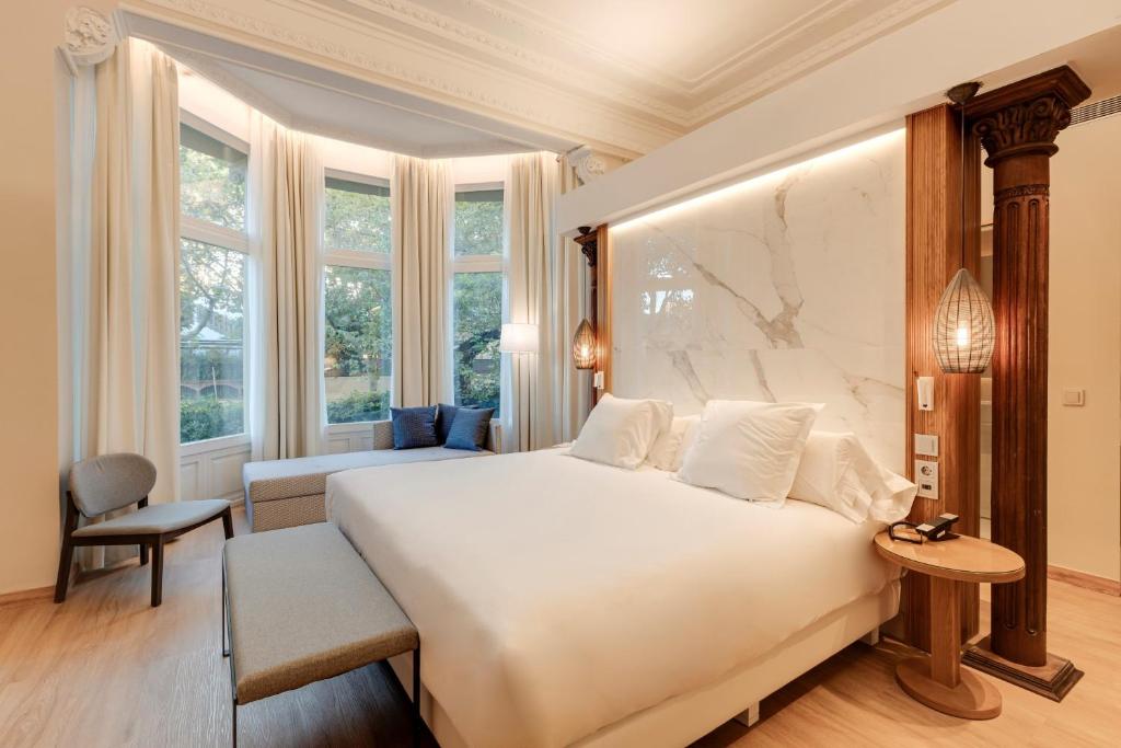 Hotel Boutique Mirlo Barcelona - Resim 17